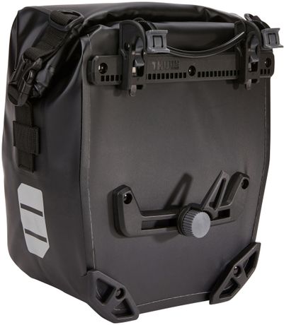 Велосипедные сумки Thule Shield Pannier 13L (2 шт)(Black) 3204205 - Фото 5
